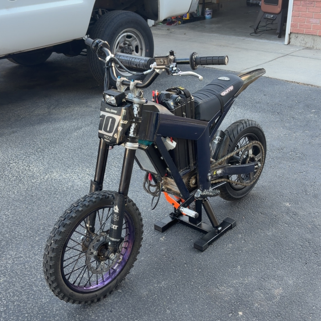 Rechargeable E-Moto "Baja" Style Light